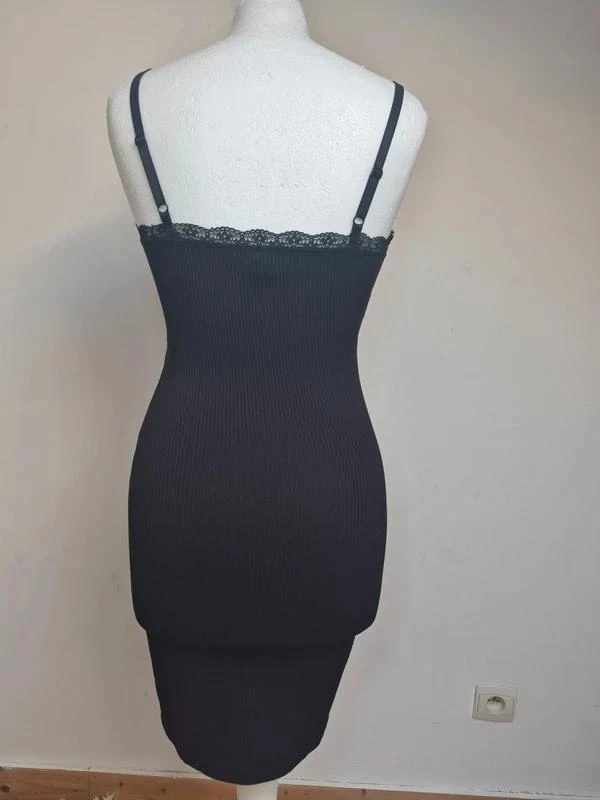 H&M Divided Robe moulante noire dentelle XS – photo 2